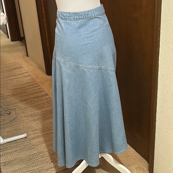 lone star Dresses & Skirts - LONE STAR NEW WESTERN 💯 COTTON DENIM ASYMMETRIC  HEM MIDI SKIRT SIZE X SMALL